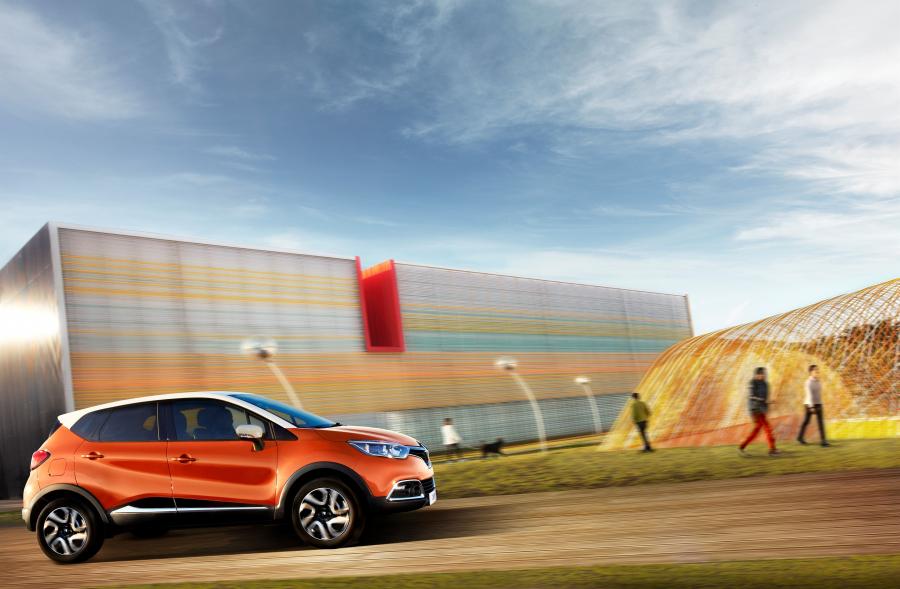 Renault Captur 2013 года  (фото 6 из 26)